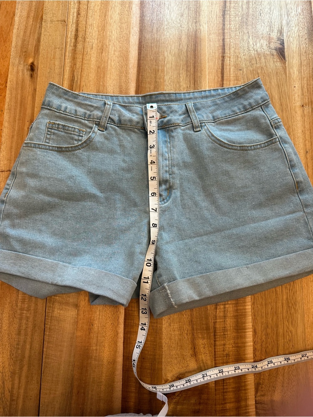 Magritta Denim Shorts for Women Mid Waisted Folded Hem Size Medium - Picture 5 of 7